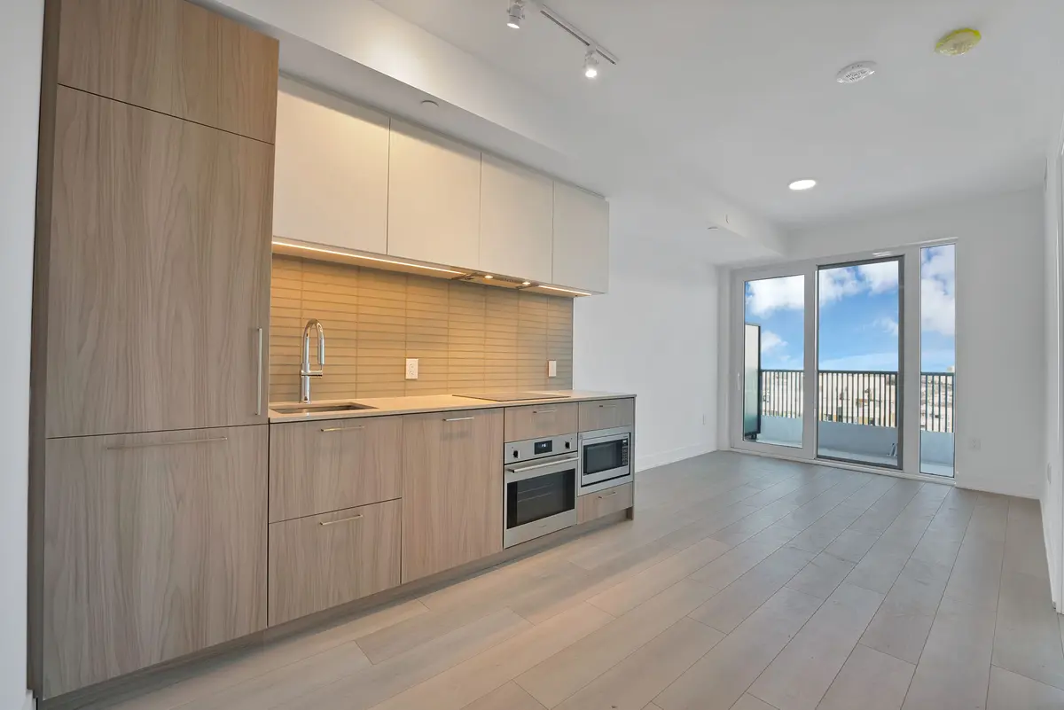 Toronto C14, ON M2N 0M4,36 Olive AVE #1607