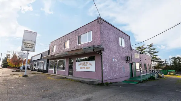 3890 Carey Rd, Saanich, BC V8Z 4C9