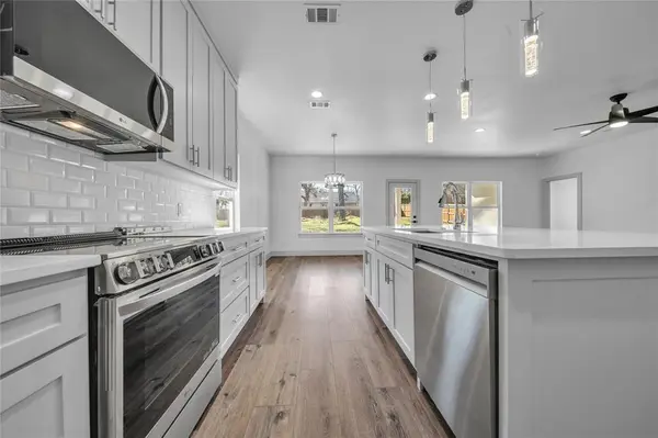 Dallas, TX 75241,2412 Givendale Road