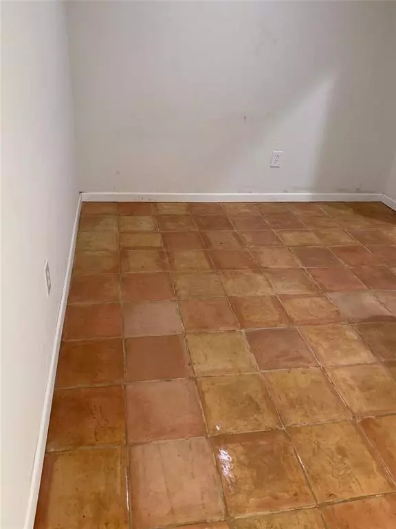 Malakoff, TX 75148,136 Kings Row