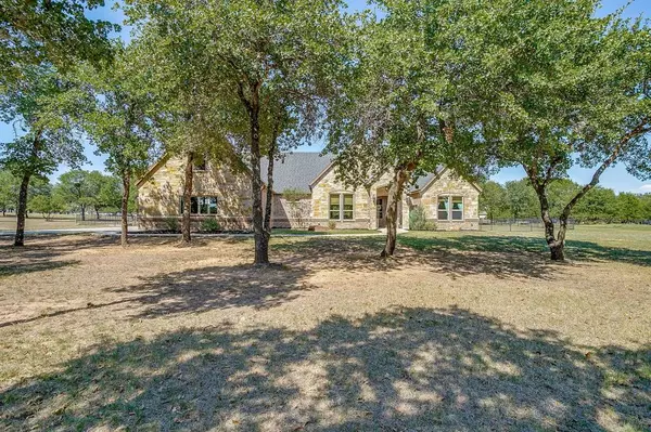 Lipan, TX 76462,106 Treeline Court