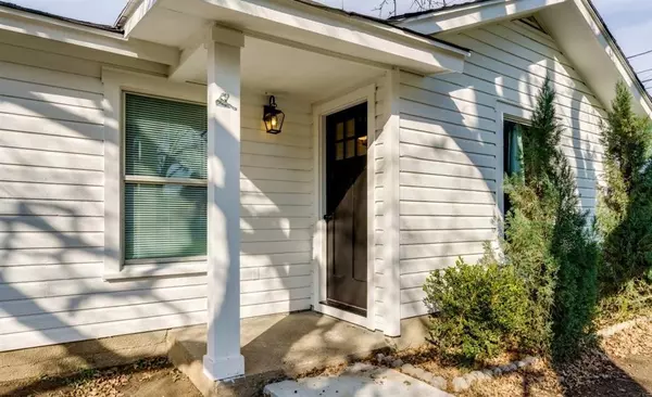 Fort Worth, TX 76111,2021 Bluebonnet Drive