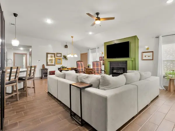 Granbury, TX 76048,2721 Beechwood Street