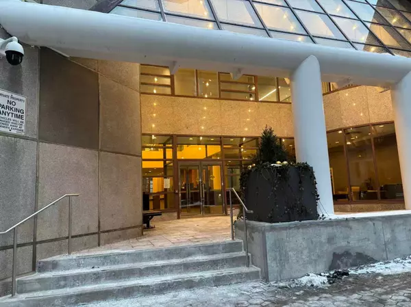 Toronto C01, ON M5S 3A6,1001 Bay ST #3408