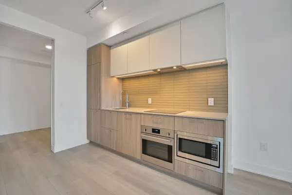 Toronto C14, ON M2N 0M4,36 Olive AVE #1607