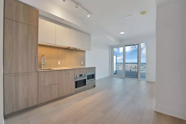 Toronto C14, ON M2N 0M4,36 Olive AVE #1607