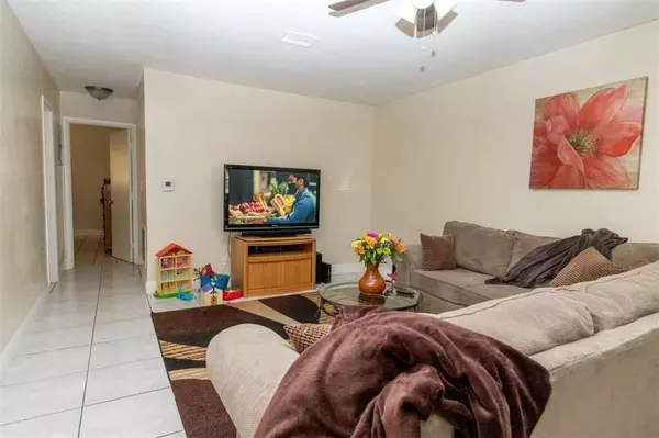 Oakland Park, FL 33334,540 NE 58th St