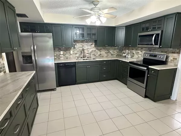 Davie, FL 33328,10800 SW 40th Ct