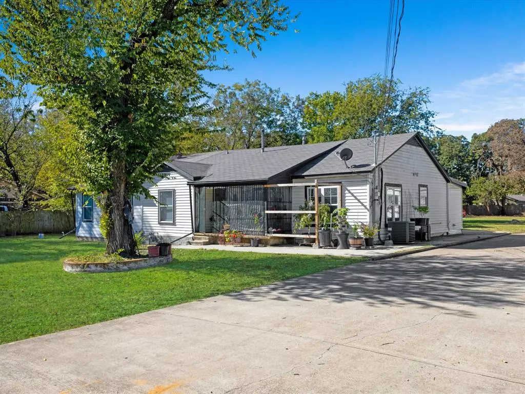 Dallas, TX 75217,249 N Acres Drive