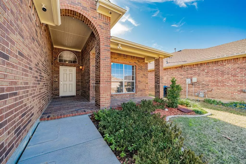 Fort Worth, TX 76131,2408 Priscella Drive