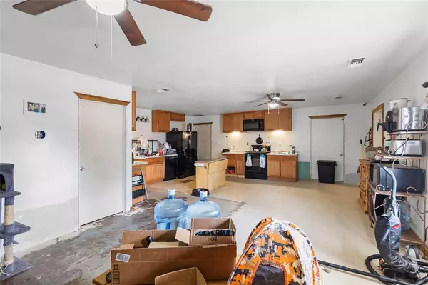 Corsicana, TX 75110,4429 W State Highway 31