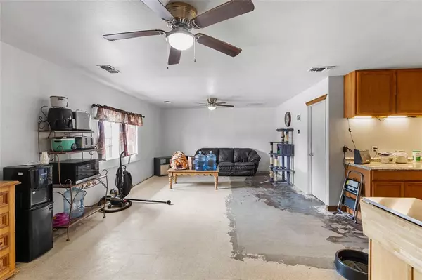 Corsicana, TX 75110,4429 W State Highway 31