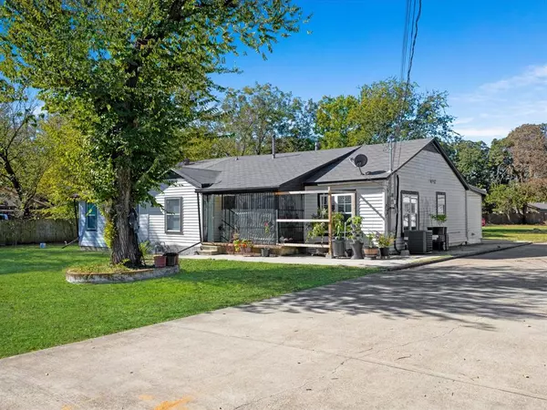 Dallas, TX 75217,249 N Acres Drive