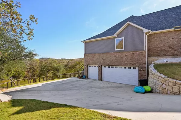 Granbury, TX 76049,9608 Bellechase Road