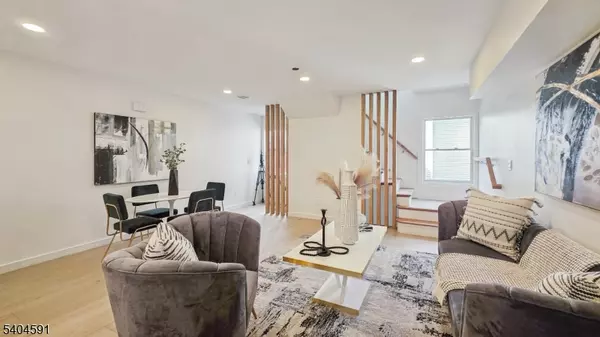 Passaic City, NJ 07055,413 Paulison Ave