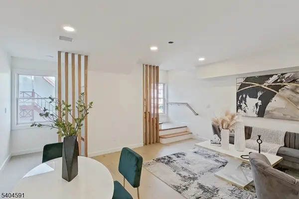 Passaic City, NJ 07055,413 Paulison Ave