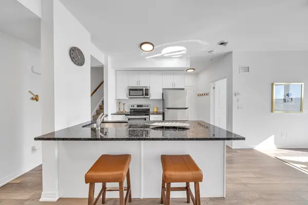 Pickering, ON L1X 0L6,2635 William Jackson DR #602