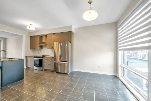 56 Douet LN, Ajax, ON L1Z 0V4