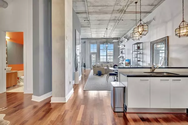 Fort Lauderdale, FL 33301,411 NW 1st Ave #704