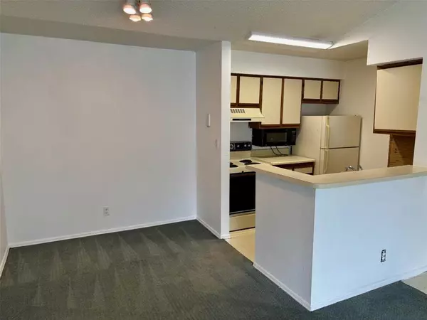 Davie, FL 33328,2796 S UNIVERSITY DR #2207