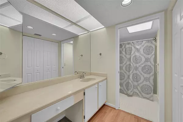 Coconut Creek, FL 33066,1802 Eleuthera Pt #E2