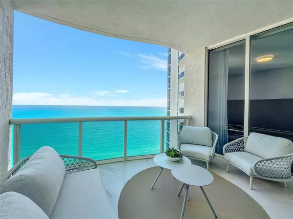 16001 Collins Ave #3004, Sunny Isles Beach, FL 33160