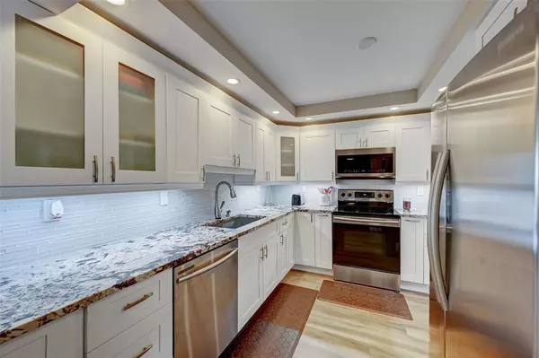 Pompano Beach, FL 33062,531 N Ocean Blvd #506