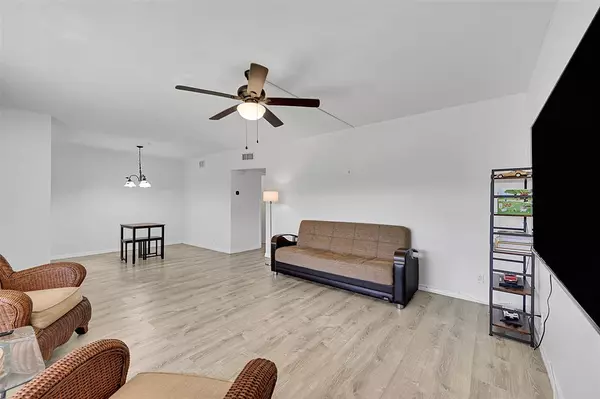 Pompano Beach, FL 33060,711 SE 7th Ave #3