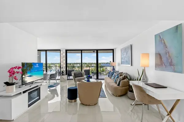 Boca Raton, FL 33487,899 Jeffery St #710