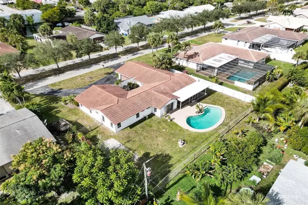 Margate, FL 33063,65 W Palm Dr