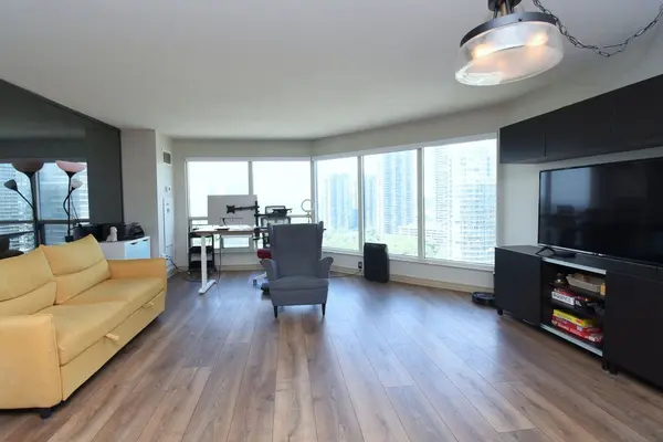 2269 Lake Shore BLVD W #2302, Toronto W06, ON M8V 3X6
