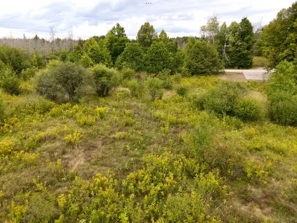 390 Ford RD, Montague, ON K7A 0G8