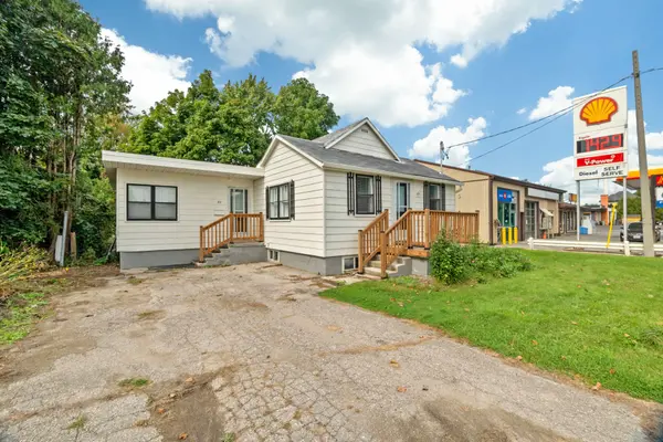 Bluewater, ON N0M 1X0,82 LONDON RD