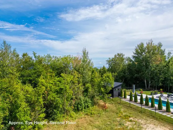 Blue Mountains, ON N0H 2P0,127 West Ridge DR