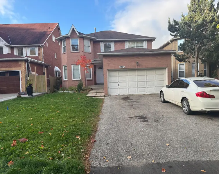 5364 Champlain TRL, Mississauga, ON L5R 2Y4
