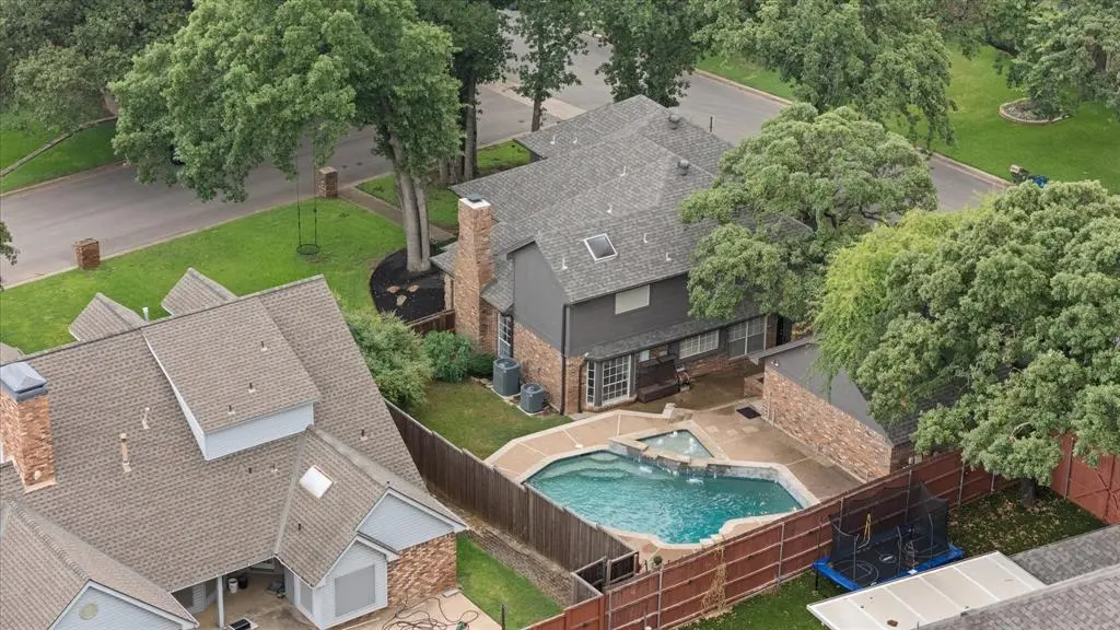 Grapevine, TX 76051,3530 Quail Crest Street