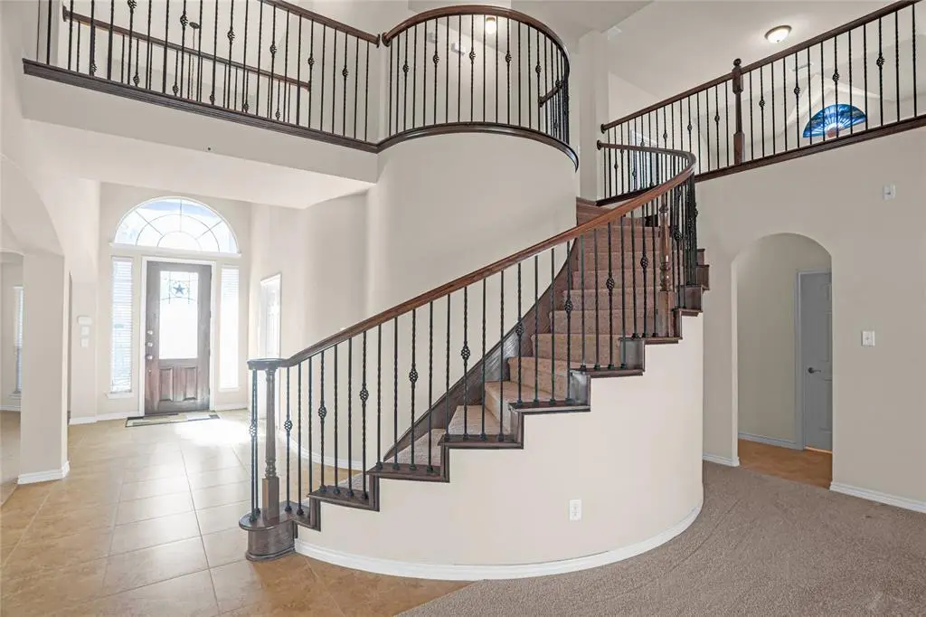 613 Gene Autry Lane, Murphy, TX 75094