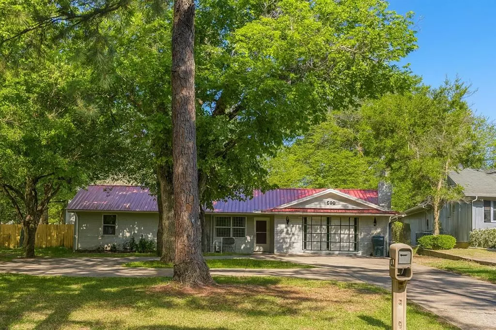 Paris, TX 75460,580 33rd Street SE