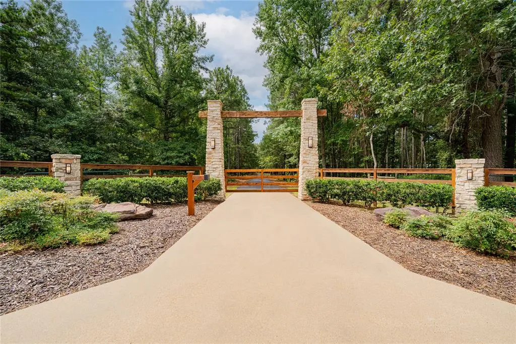 455 SE CR 3350, Winnsboro, TX 75494