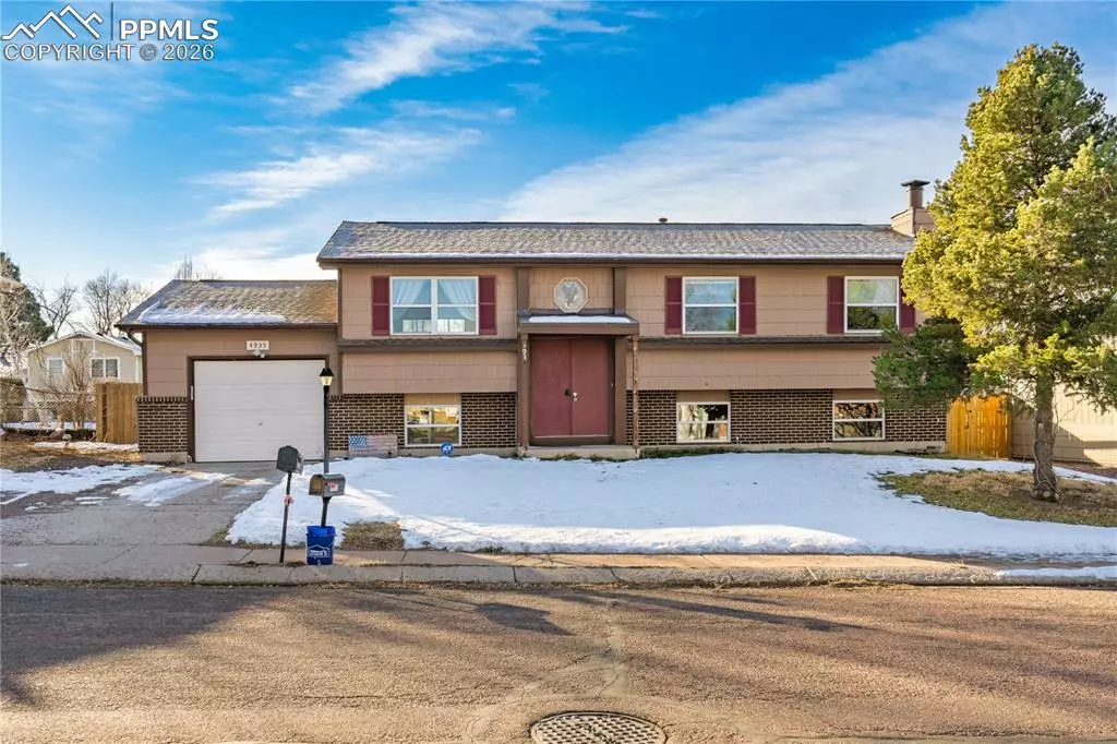 Colorado Springs, CO 80911,4935 Manzana DR