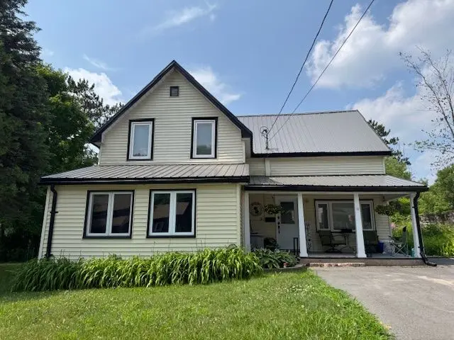 Bancroft, ON K0L 1C0,12 Hastings ST S