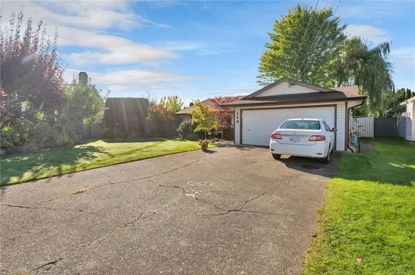 468 Raza Pl, Campbell River, BC V9W 6T3