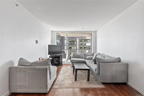 369 Tyee Rd #504, Victoria, BC V9A 0B6