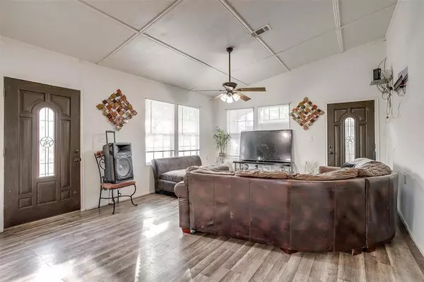 Weatherford, TX 76087,241 Western Lake Drive