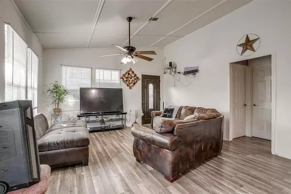 Weatherford, TX 76087,241 Western Lake Drive