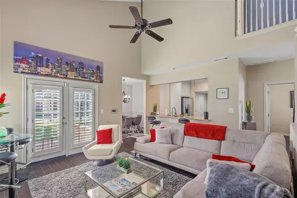 Irving, TX 75063,213 Cimarron Trail #2