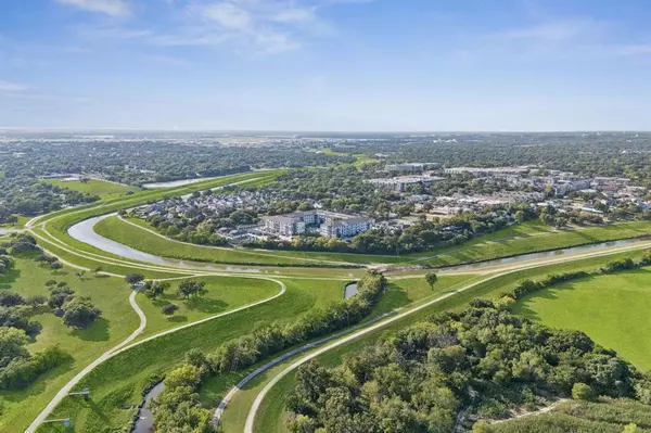 Fort Worth, TX 76114,305 Sunset Lane #104