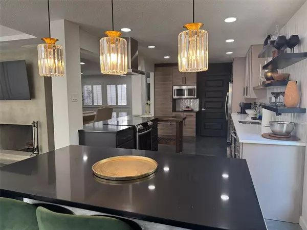 Dallas, TX 75248,6332 Southpoint Drive