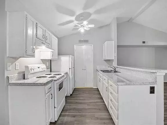 Dallas, TX 75249,7129 Sorcey Road