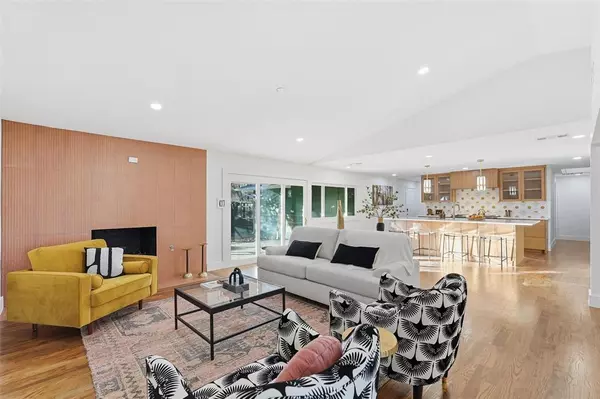 Dallas, TX 75244,4007 Echo Glen Drive